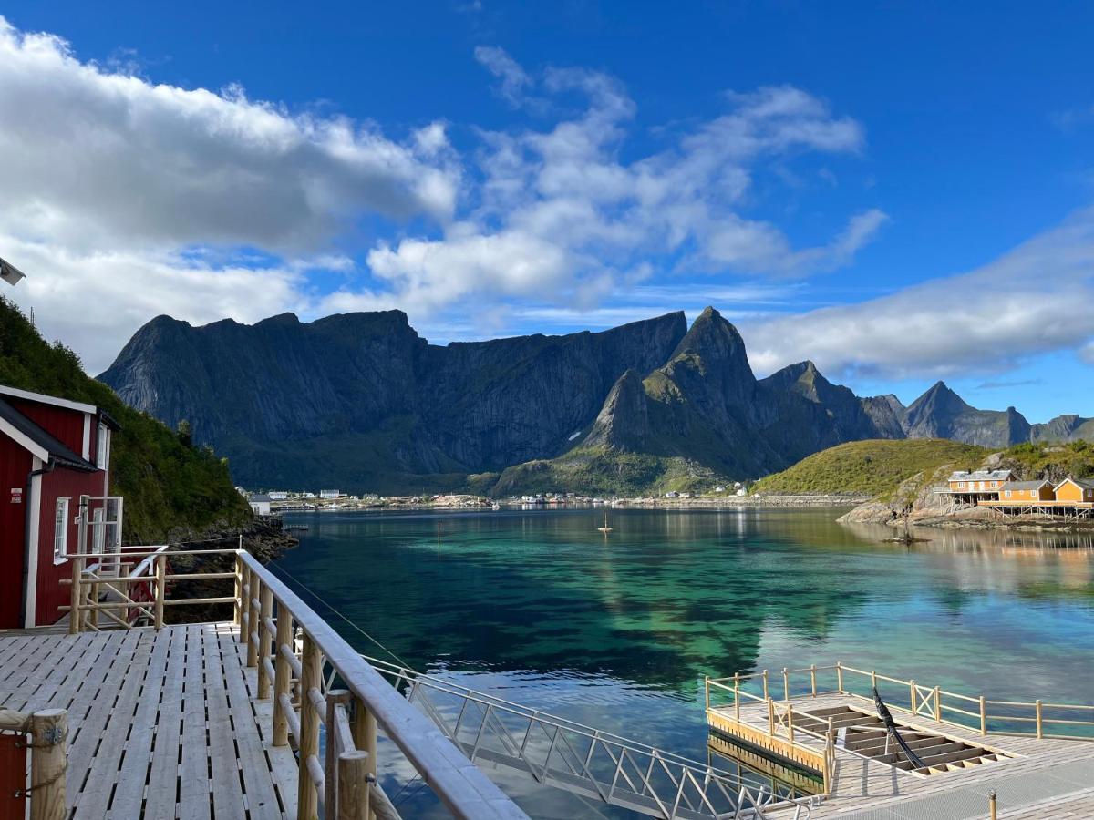 Lofoten Suite Apartments - Rostad Retro Rorbuer Reine Exterior photo