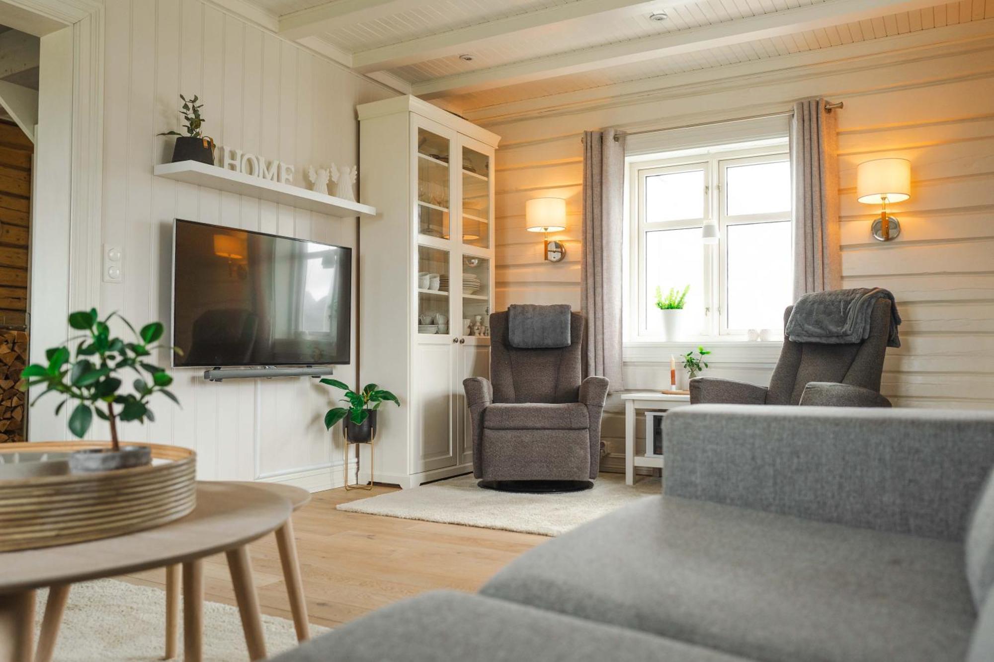 Lofoten Suite Apartments - Rostad Retro Rorbuer Reine Exterior photo